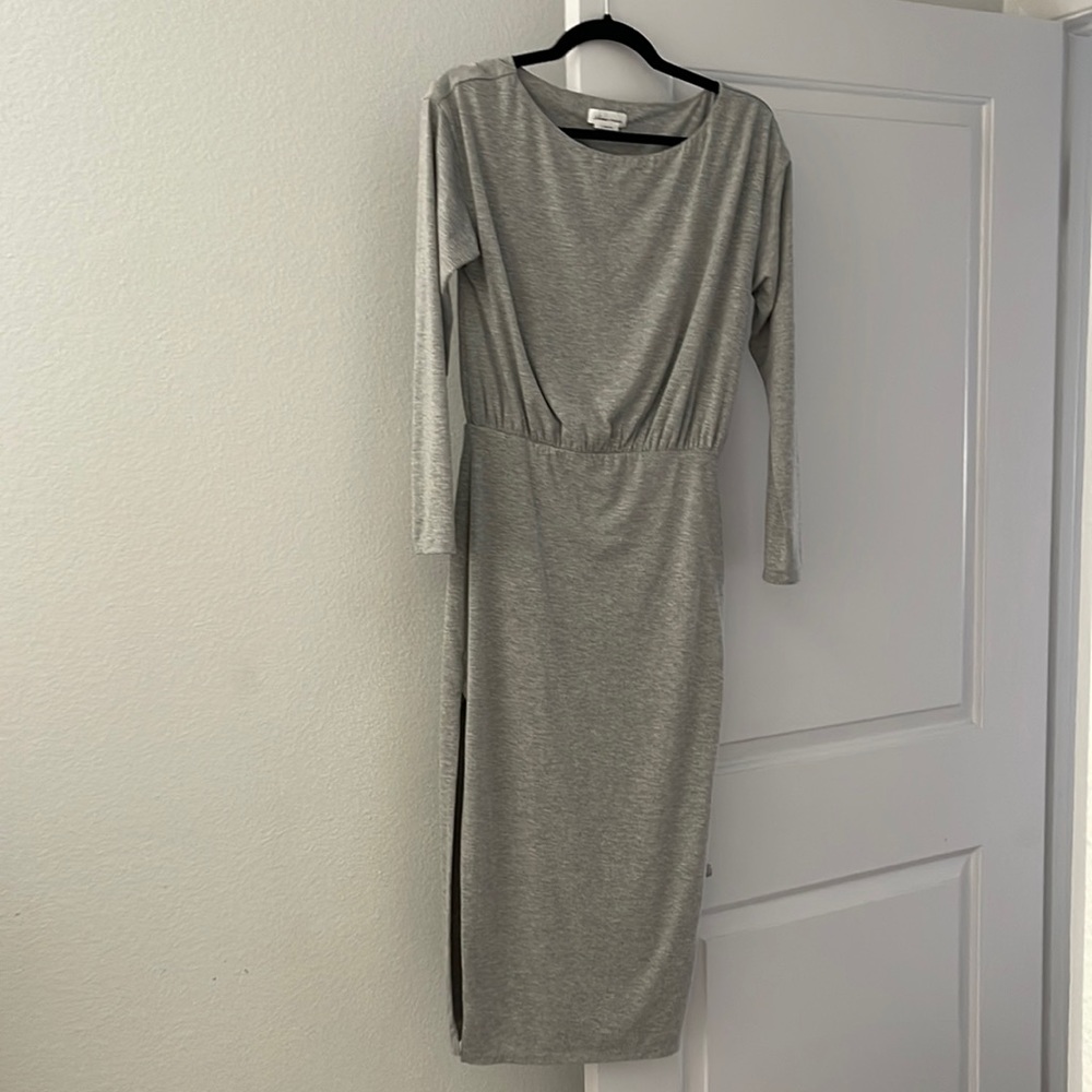 Grey lovers and friends dress